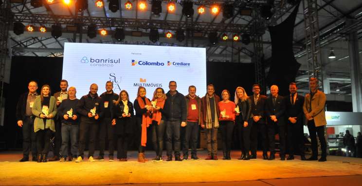 30ª ExpoBento e 17ª Fenavinho premiam expositores destaques da edição