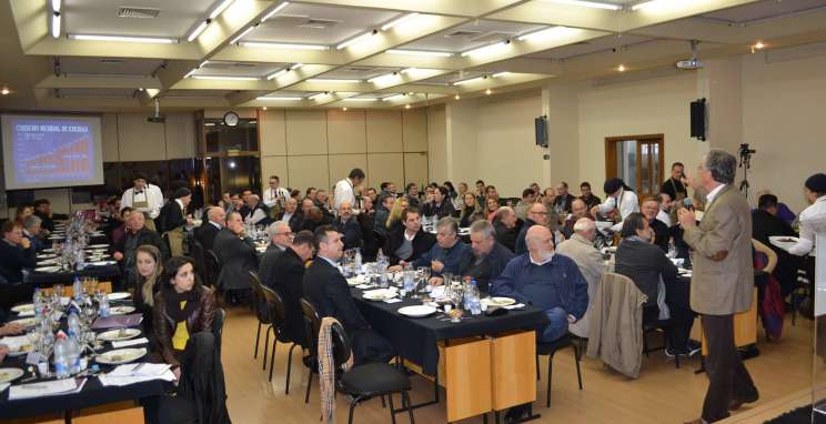 Fundador da Brasoja exalta soja e milho como importantes fontes de alimento e energia para o mundo