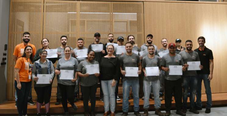 Com parceria in company, Qualifica Bento certifica colaboradores da Cinex