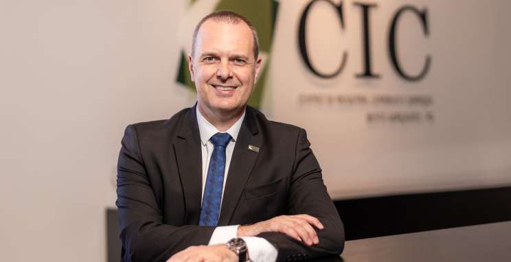 Daniel Panizzi assume presidência do CIC-BG para a gestão 2026-2027