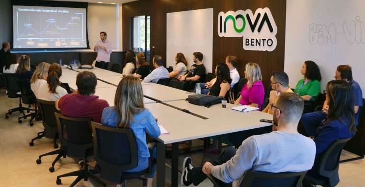 Inova Bento estabelece conexões com o polo moveleiro na Movelsul