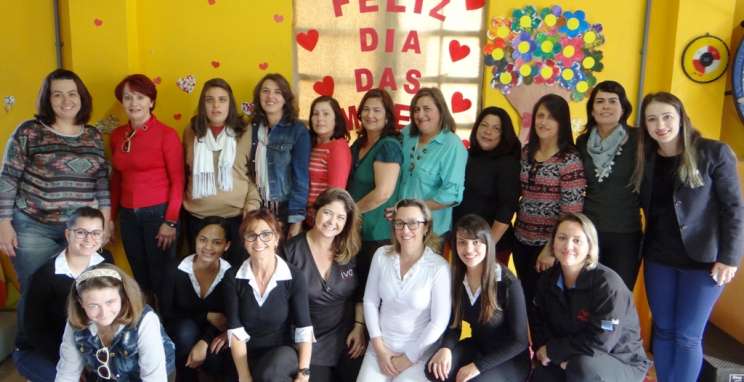 Parceiros Voluntários promove Dia da Beleza para as mães na Apac