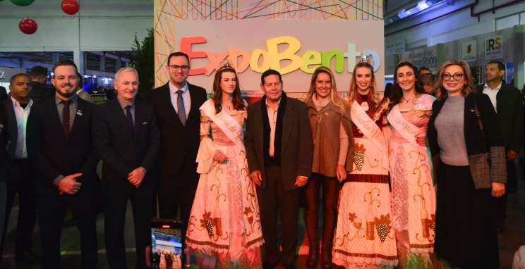 Em Bento Gonçalves, Mourão diz que Brasil precisa agir com pragmatismo e flexibilidade