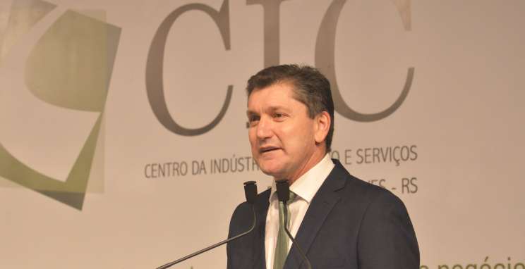 Rogério Capoani assume presidência do CIC-BG para gestão 2020-2021