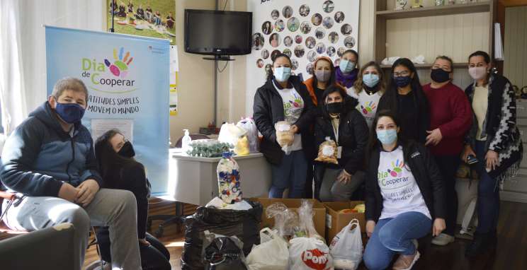 Parceiros Voluntários faz intermédio de doações para a AIDD Bento Gonçalves
