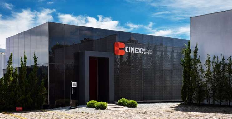 Cinex, tecnologia e beleza para o mobiliário