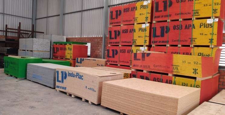 Há um ano, Forma Comercial facilita cotidiano da indústria moveleira e da construção civil