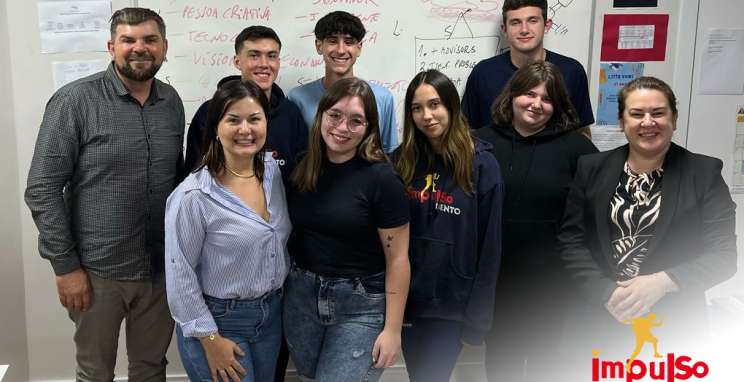 Jovens empreendedores iniciam jornada no Miniempresa 2025