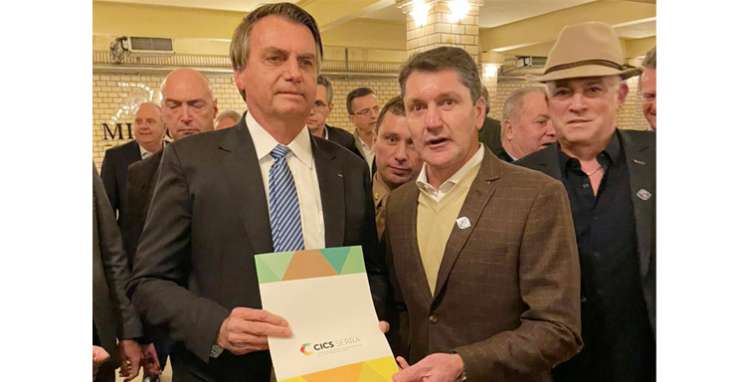CIC-BG entrega pauta de reivindicações ao Presidente Jair Bolsonaro