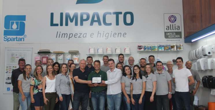 Limpacto é outorgada como ‘Distribuidor Ouro’ pela Spartan Brasil