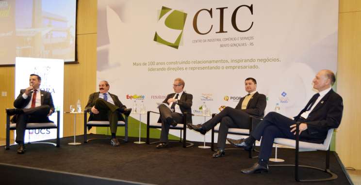 Painel traz vivências de dirigentes do CIC-BG