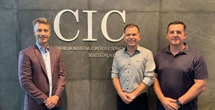 Rogério Capoani, Sidnei Dias e Jordano Zanesco.