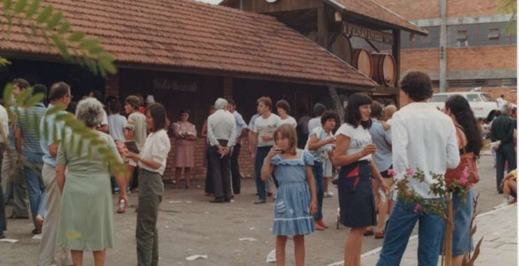 Vinho encanado retorna às ruas de Bento Gonçalves