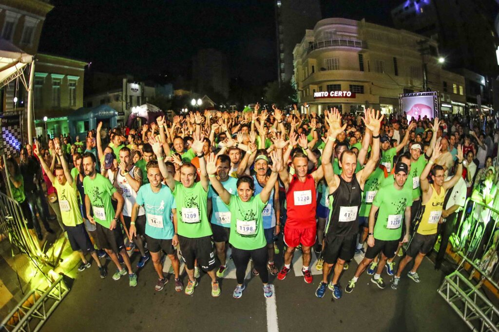 Sparkling Night Run tem ação na The Grape Tea Country Run