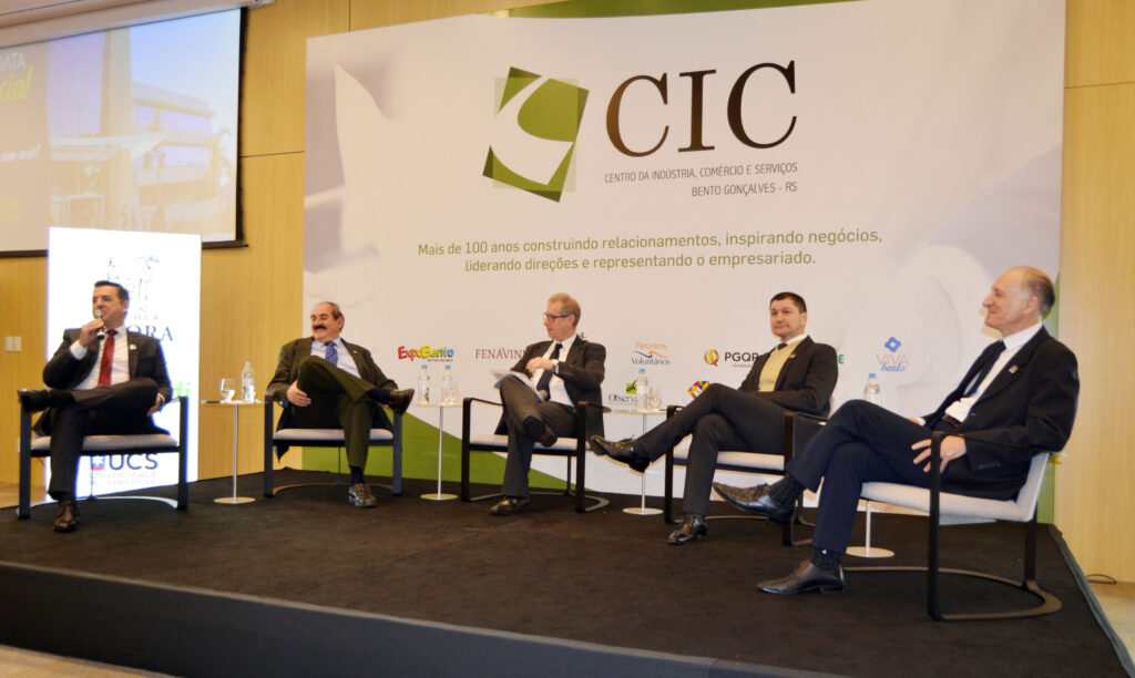 Painel traz vivências de dirigentes do CIC-BG