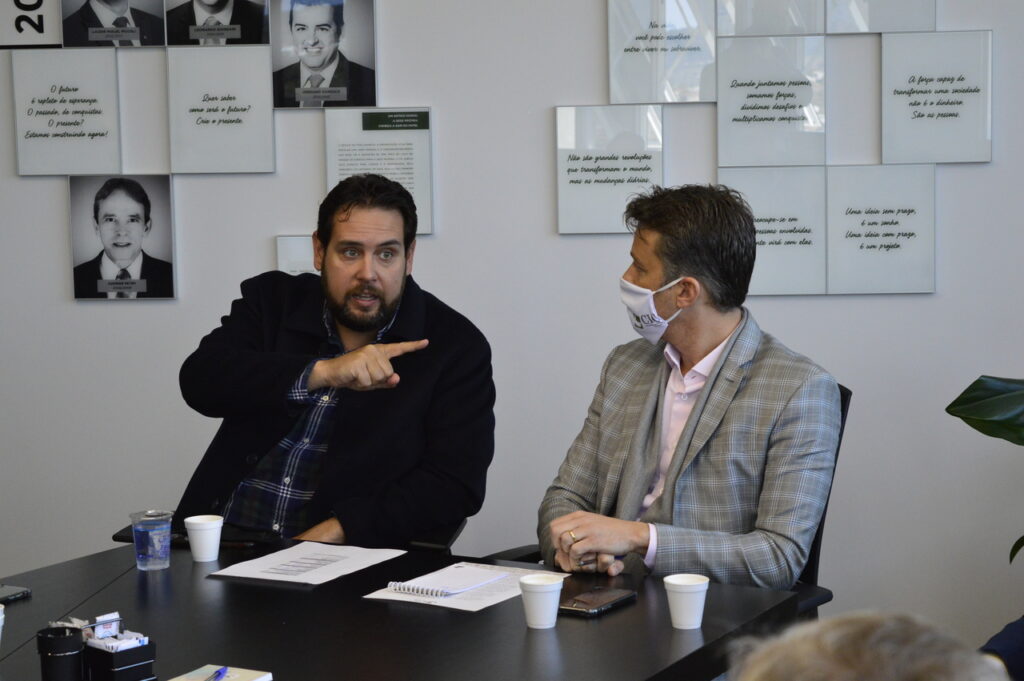 Deputado Irigaray recebe demandas de setores produtivos no CIC-BG