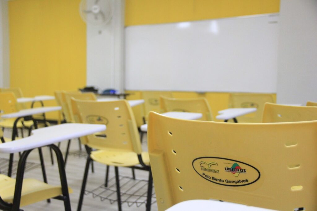 Uniasselvi se consolida no ensino acadêmico presencial e a distância