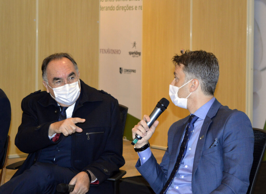 No CIC-BG, Deputado Federal Paulo Vicente Caleffi recebe pauta de reivindicações dos setores produtivos
