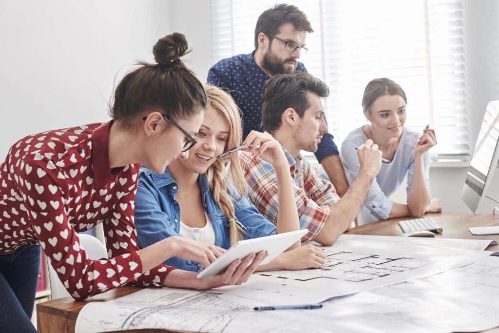 Cresce a presença de jovens no mercado de trabalho