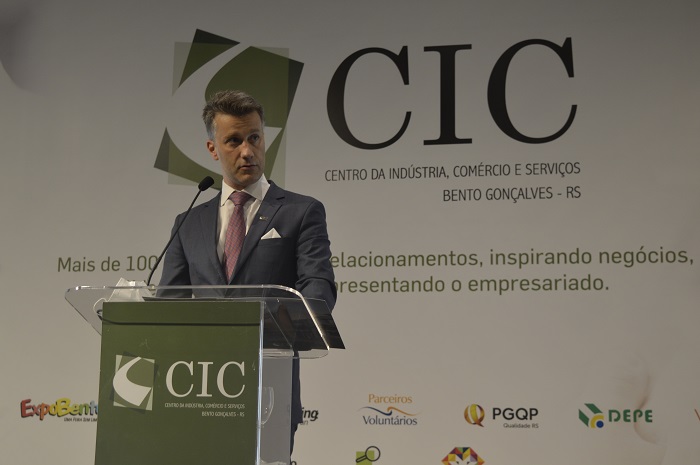 Perfil diplomático de Capoani reforça senso de coletividade do CIC-BG