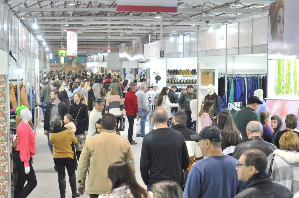 Recordes de público e geração de negócios celebram sucesso da 30ª ExpoBento e 17ª Fenavinho