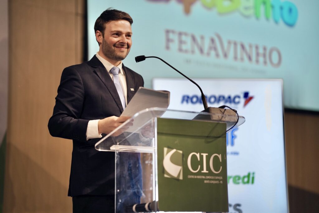 Com apresentação das diretorias, 31ª ExpoBento e 18ª Fenavinho iniciam preparativos para programação em 2023