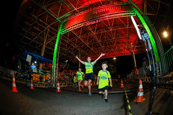 Inscrições para Sparkling Night Run encerram dia 14 de outubro