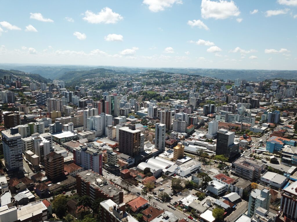 Bento+20 apresenta demandas ao deputado Guilherme Pasin