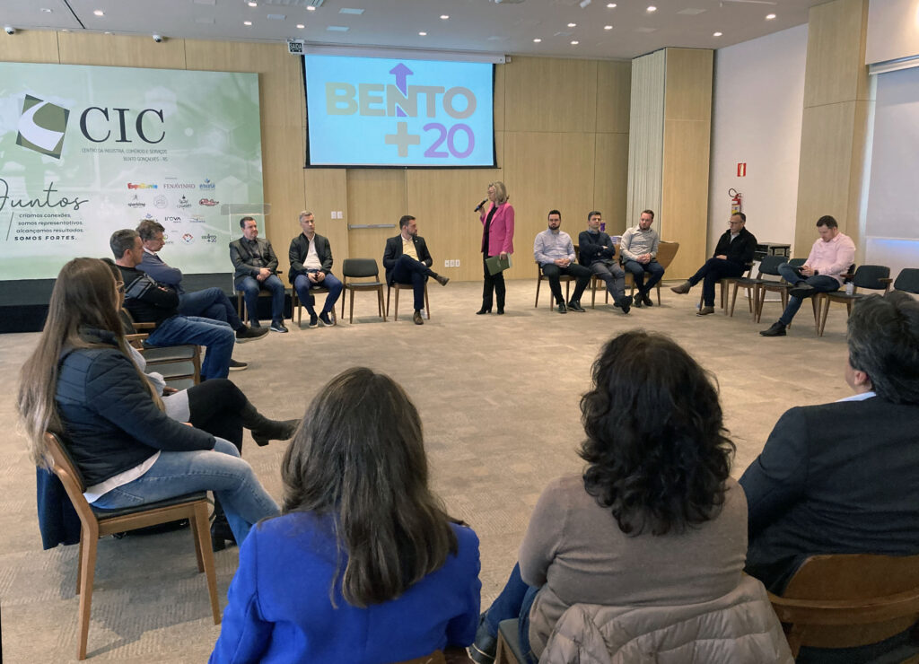 CIC-BG e Bento+20 entregam demandas a Pasin