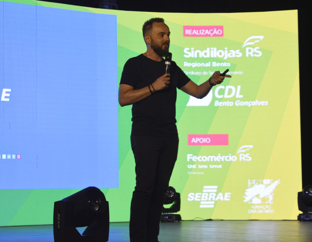 Especialista apresenta novidades da NRF 2024 para varejistas de Bento Gonçalves