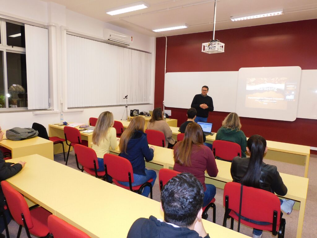 UCS Bento tem inscrições abertas para quatro cursos de pós-graduação