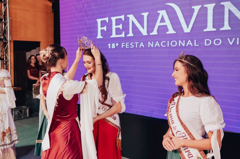 Inscrições para a escolha da corte da 20ª Fenavinho enceram dia 30 de abril