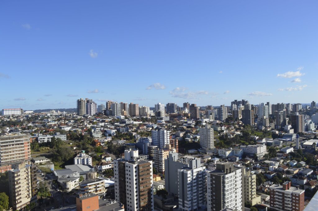 Bento Gonçalves atinge recorde histórico com mais de 50,4 mil pessoas empregadas