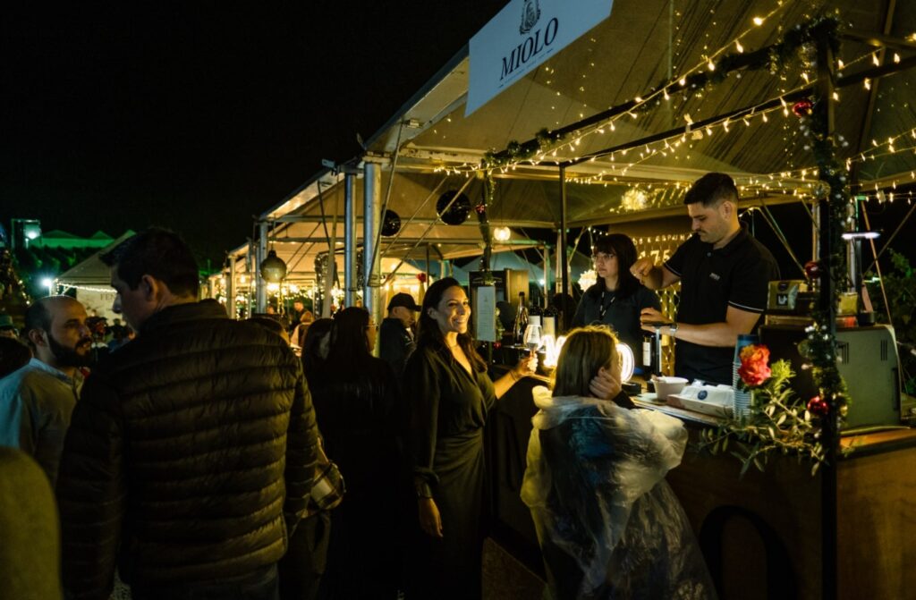 Shows e enogastronomia marcam primeiro fim de semana do Natal nos Vinhedos
