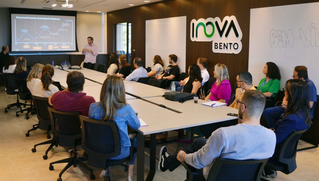Inova Bento estabelece conexões com o polo moveleiro na Movelsul
