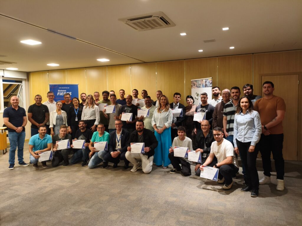 Qualifica Bento capacita mais de 20 profissionais para indústria