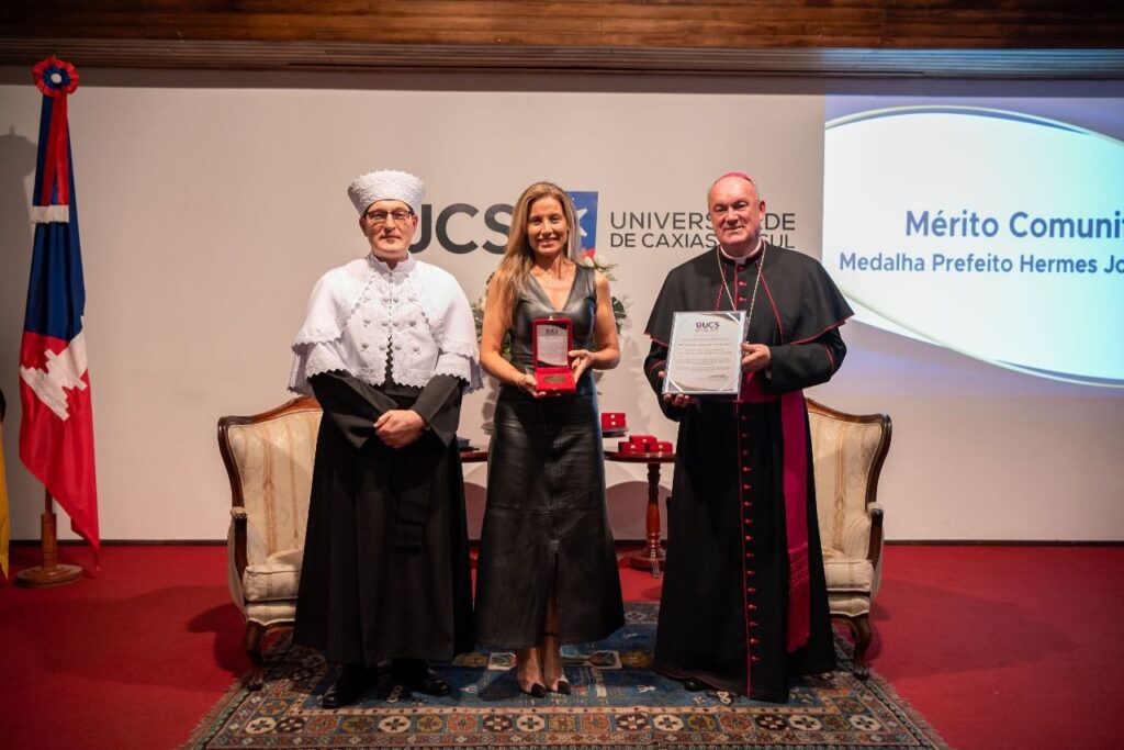 CIC-BG recebe mérito comunitário da UCS
