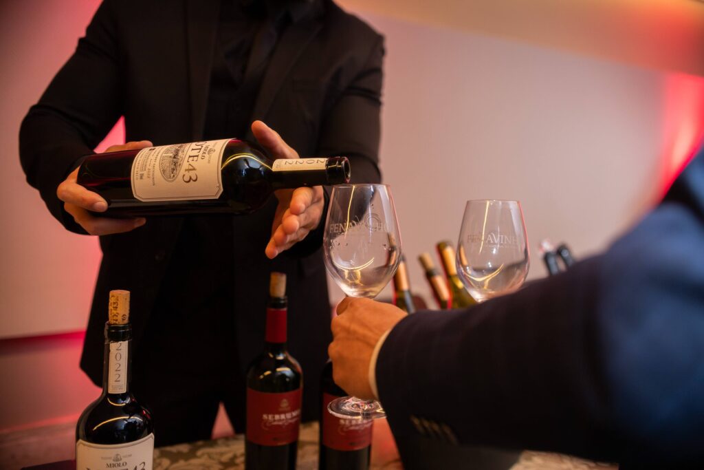 Noite de Gala dos Vinhos & Espumantes reúne 25 vinícolas em sua terceira edição